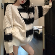 2023毛衣女韩版慵懒风复古黑白条纹撞色设计感拼接针织毛衣设计感