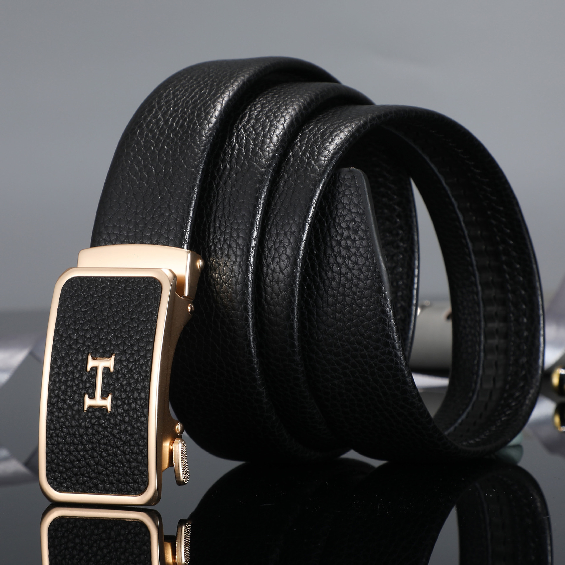 男士皮带自动扣贴皮扣头荔枝纹牛皮商务休闲腰带男批发一件代发