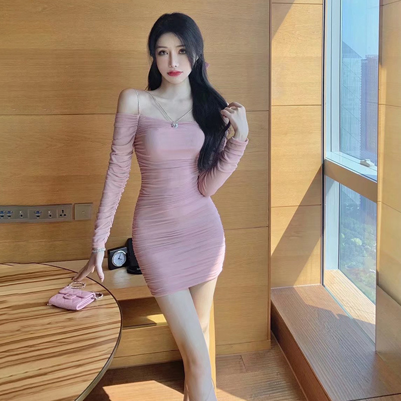 纯欲性感钻链肩带吊带连衣裙2022春新辣妹露肩收腰修身网纱包臀裙