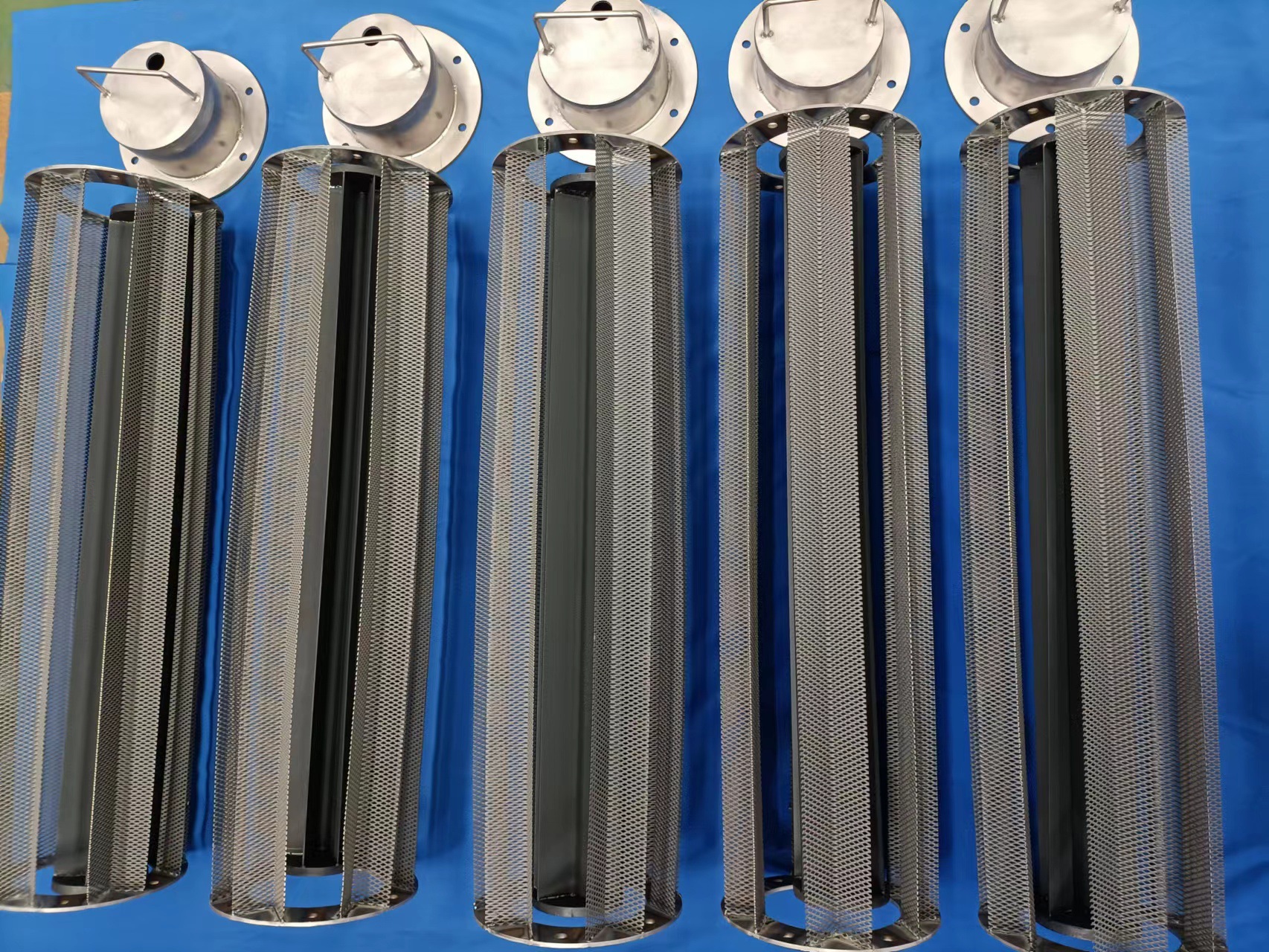 宝鸡恒锐工厂供应循环水吸垢钛电极 工业水处理电解钛阳极钛电解