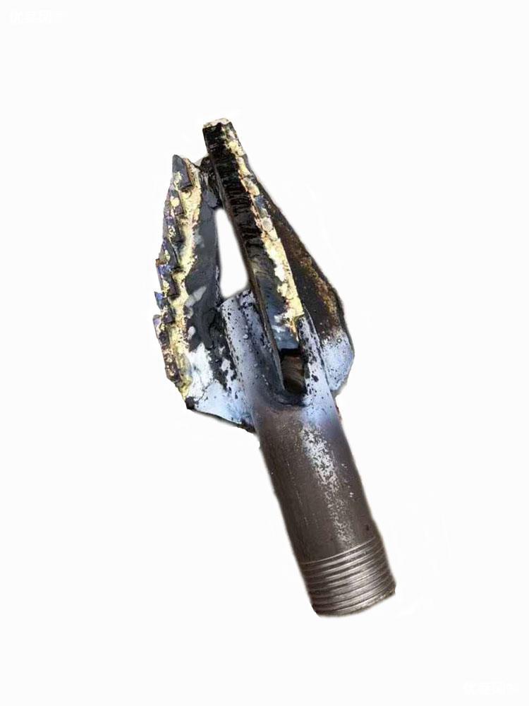 打井机钻头 两叶三叶五叶合金 打井机小型家用钻头泥沙层钻头三翼