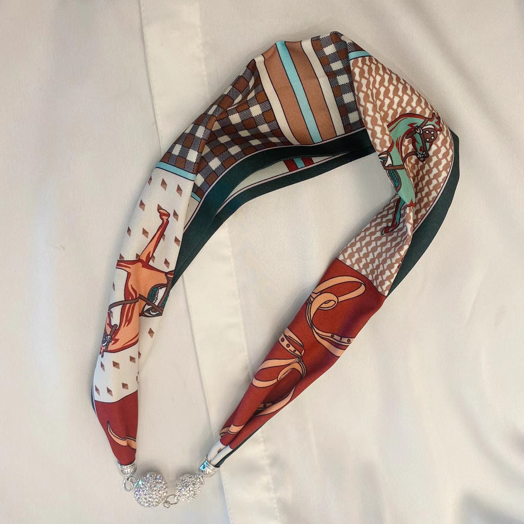 2022 Spring and Summer New Silk Scarf Internet Celebrity Same Hair Band Scarf Wrist Strap Trendy Magnetic Buckle Multi-Functional Silk Scarf