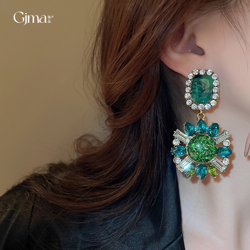 Silver Needle Mid-Ancient Vintage Green Diamond Butterfly Pearl Earrings Elegant Earrings Retro High-Grade Earrings for Women