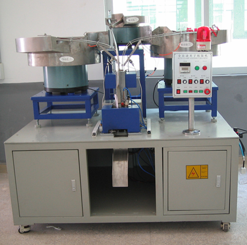 夹子组装设备