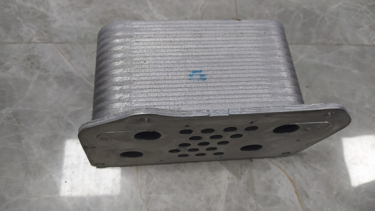 挖掘机配件20511773机油散热器芯 挖机发动机d6d散热器芯