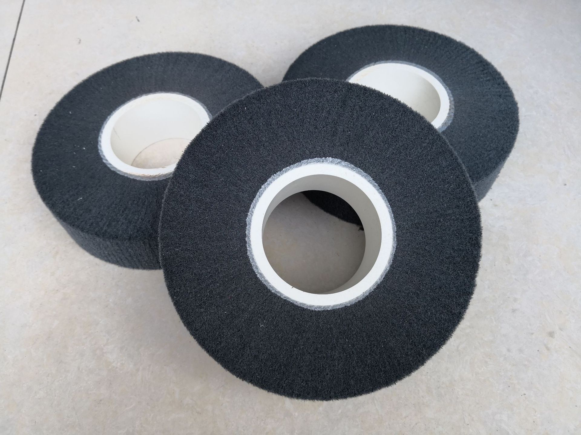 纤维轮uv底漆拉砂轮家具抛光轮不锈钢打磨夹砂拉丝轮百洁布飞翼轮