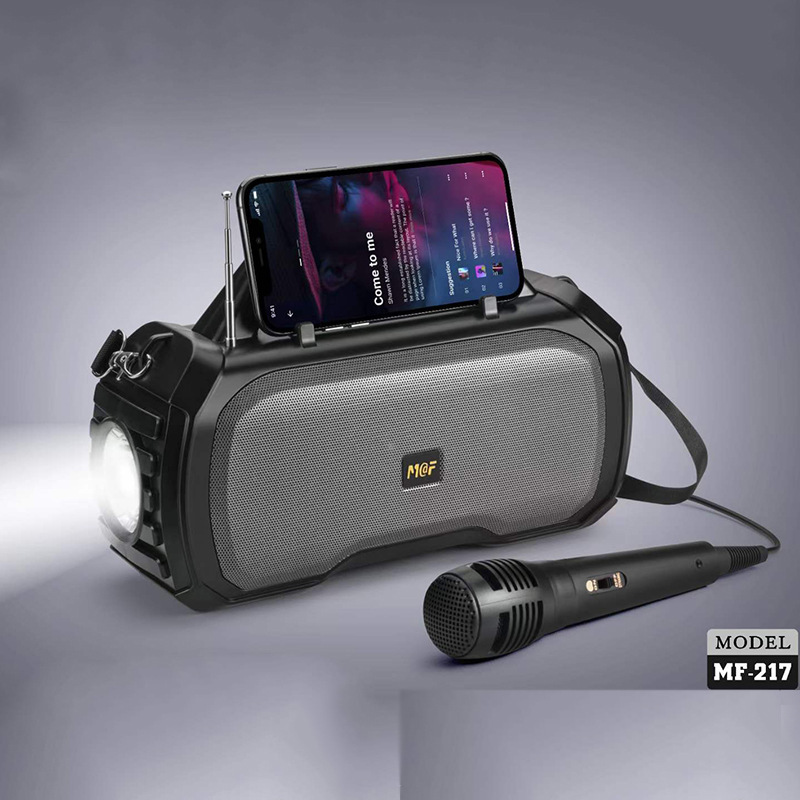 便携手提蓝牙音箱mf217户外大功率手电筒音响带麦克风收音机