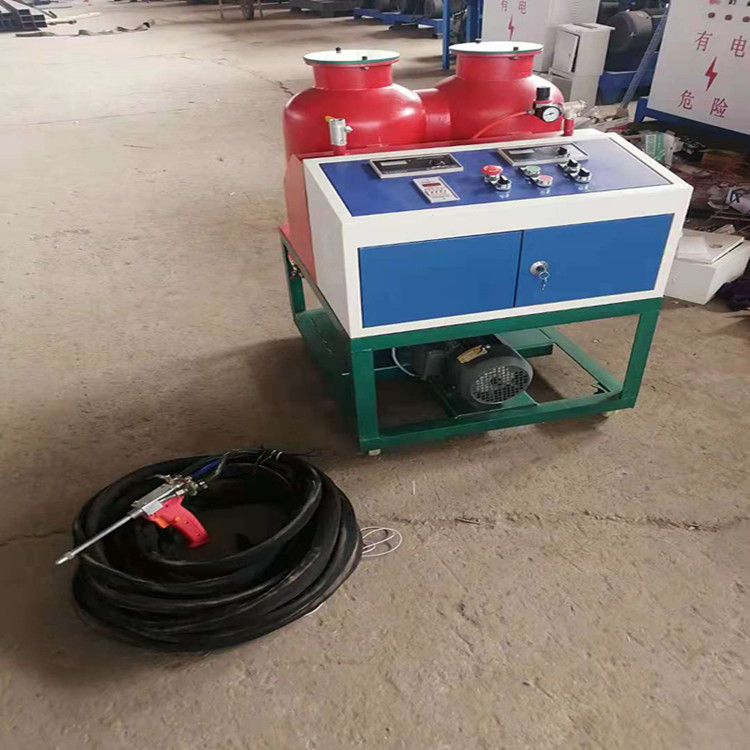 断桥铝管材填充发泡 聚氨酯低压小型喷涂机 牛棚冷库外墙喷涂