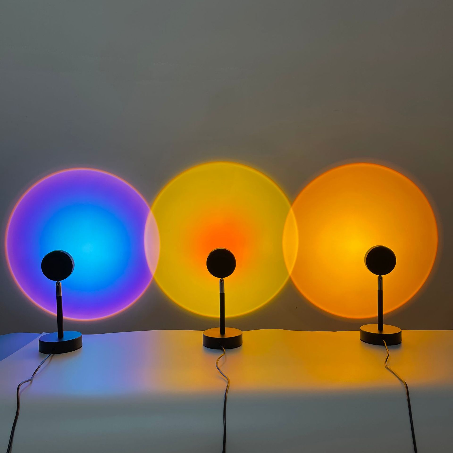 跨境夕阳日落灯网红直播背景落日台灯rgb16色 居家拍摄投影氛围灯