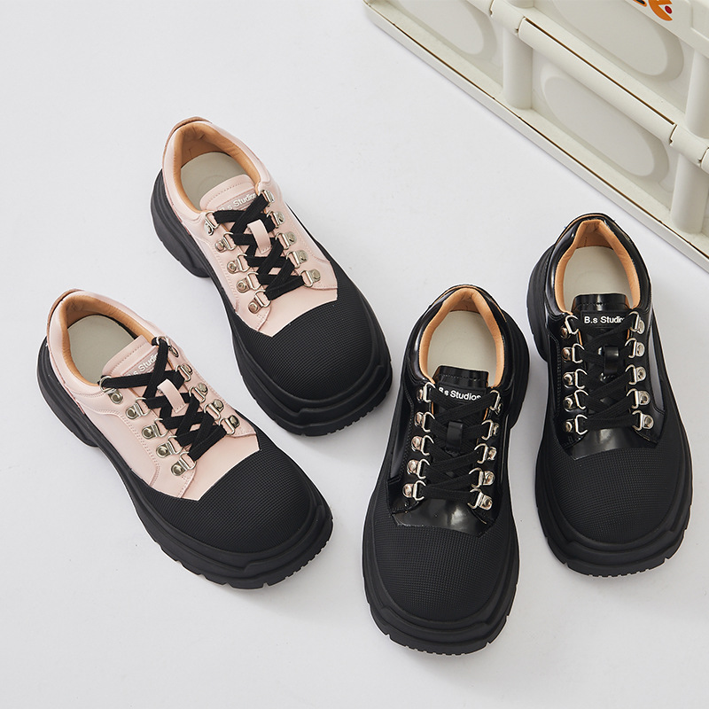 2023铂思新款春夏开边珠圆头系带休闲百搭日常金属学院风女板鞋