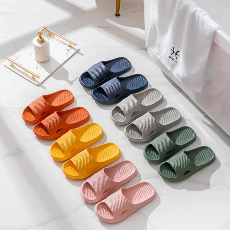 Summer New Soft Bottom Lightweight Sandals Flip-Flops Male and Female Home Fashion Simple Slippers Non-Slip Bathroom Slippers Home