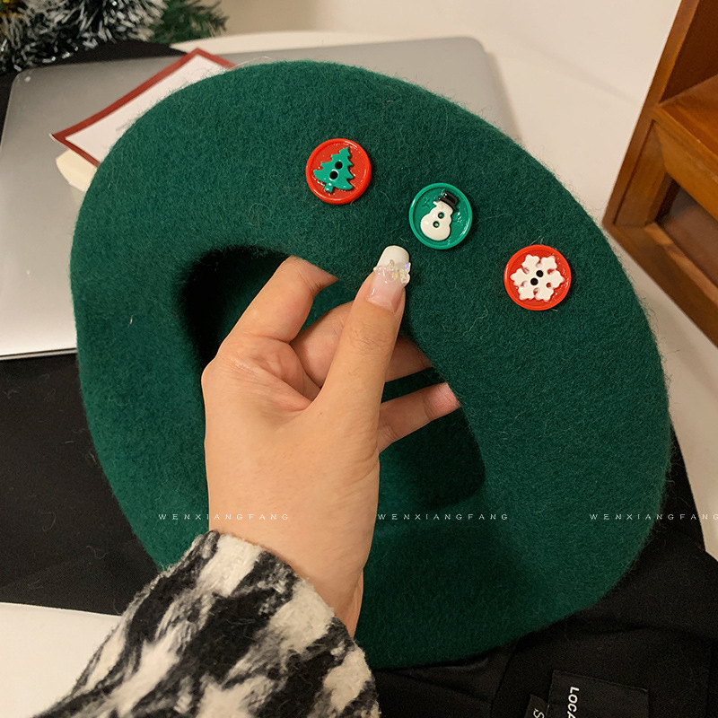 Red Christmas Beret Women's Autumn and Winter Korean Style Face-Looking Small Button Beret Painter Hat Retro Easy Matching Hat