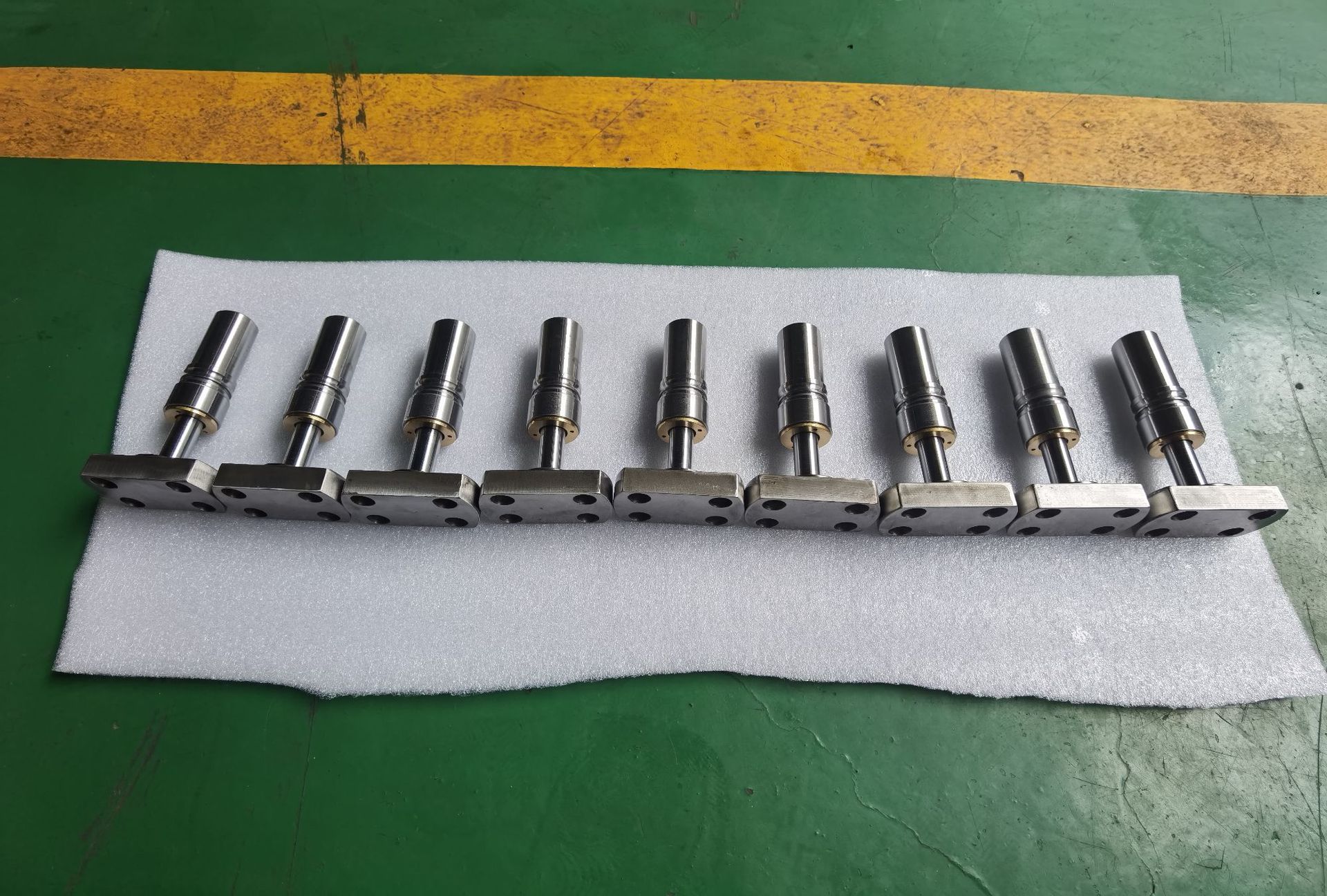 汽车尾板液压油缸