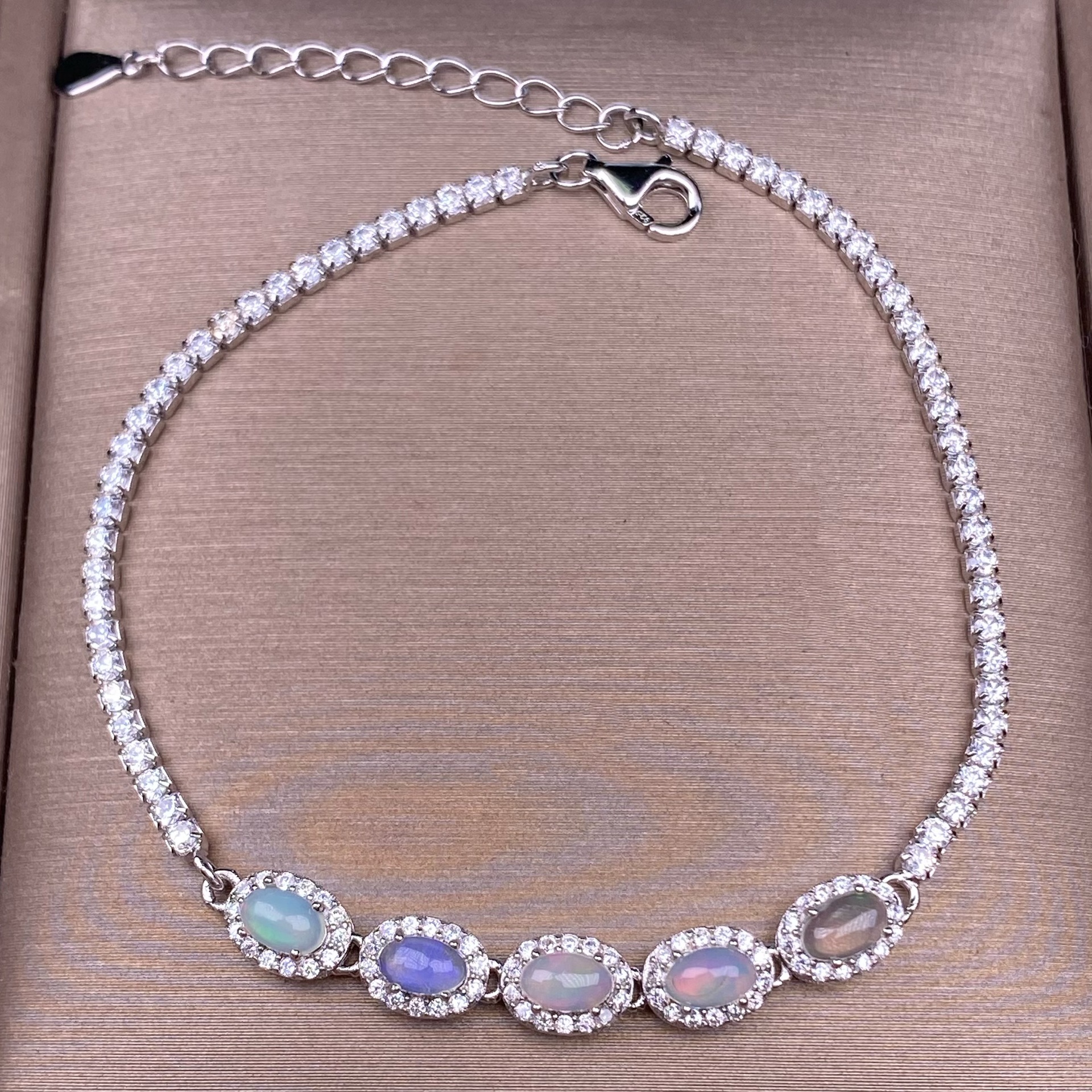 欧泊手链s925银镶嵌满钻轻奢女款澳宝手饰品彩欧泊火彩好无杂裂