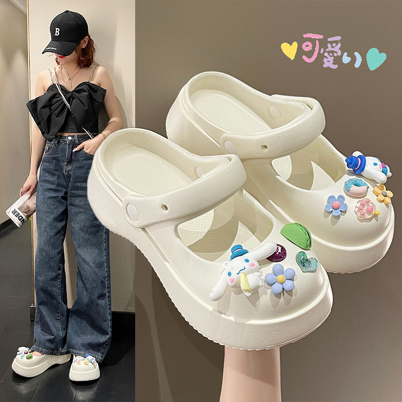 Cute Cartoon Hole Shoes Non-Slip Slippers Women's Summer Outdoor Sandals 23 Shit Feeling Half Slippers Beach Shoes Sandals