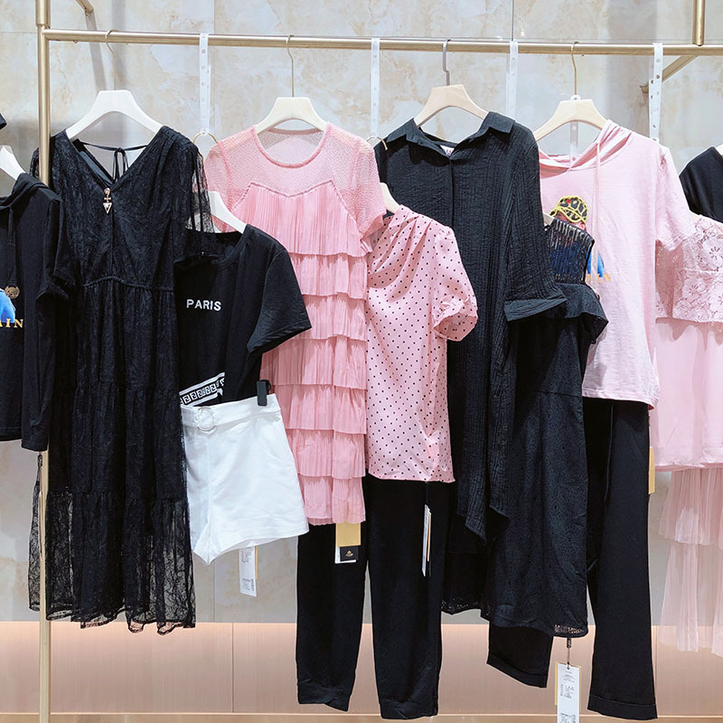 四季青千百惠专柜侧柜夏装尾货女装  品牌折扣女装实体店直播货源