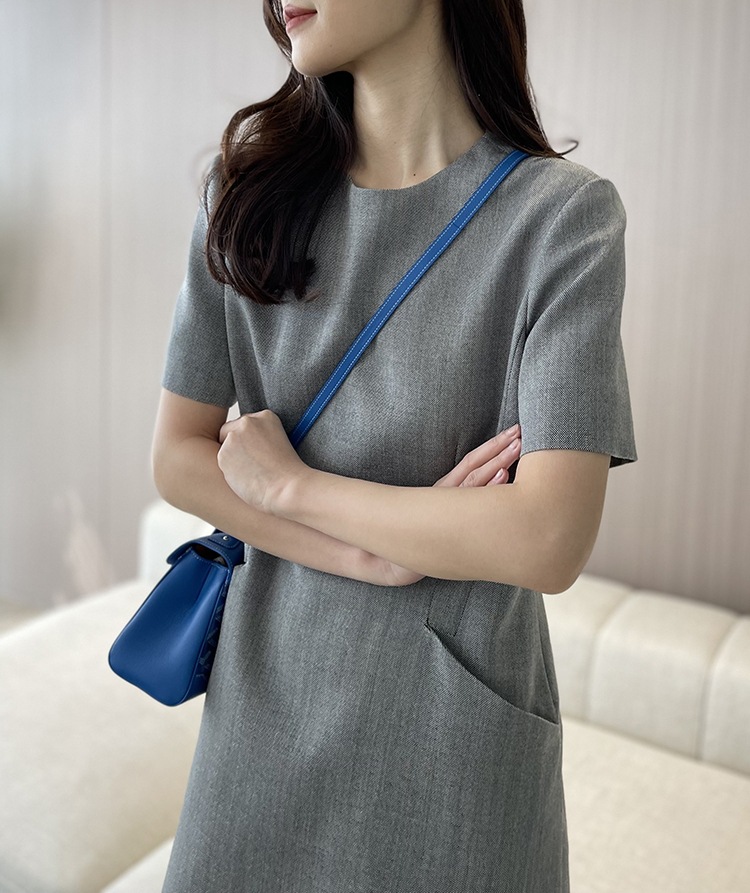 设计感裁分量感腰身超赞口袋色织连衣裙2023夏季新品气