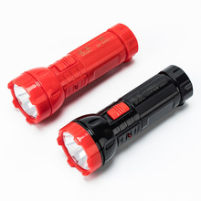 led手电筒充电式强光迷你塑料家用照明小型消防应急户外露营批发