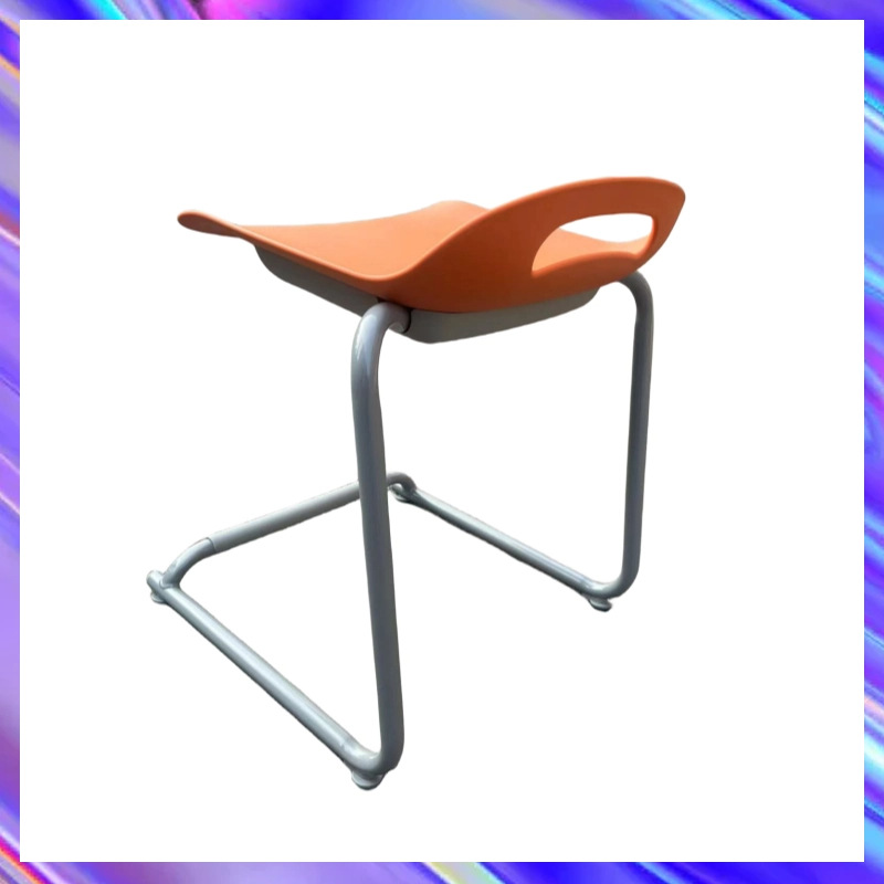 学生C型悬挂圆凳低背椅ABS堆叠圆凳创客教室钢制鱼眼管四脚圆凳