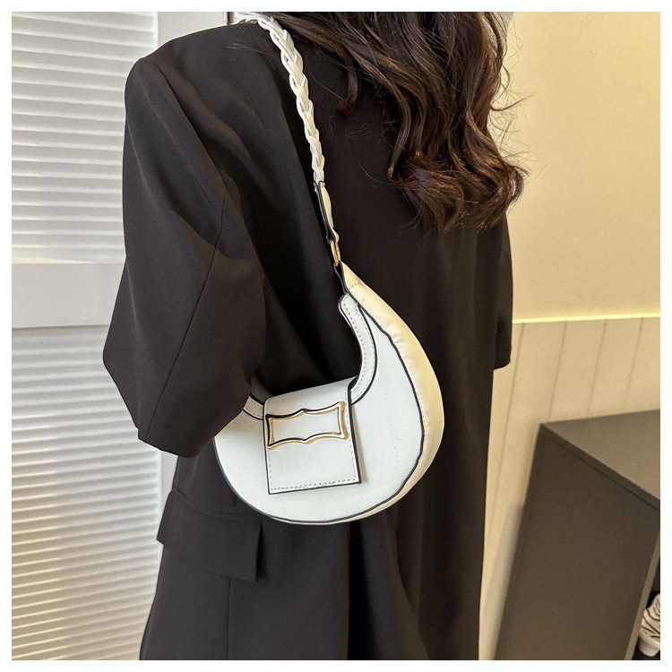 Foreign Trade Wholesale Korean Style High-Grade Woven Handbags Women's Bag 2023 Spring Fashion Underarm Shoulder Bag