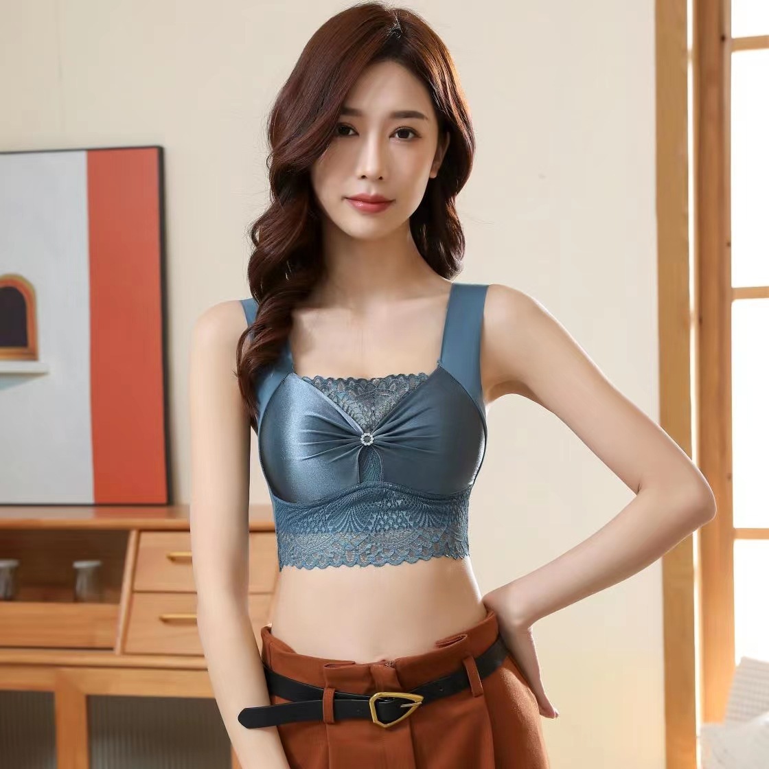 Light Luxury Lace Stitching Seamless Bras Small Chest Push up Shaping No Steel Ring Temperature Feeling Chest Pad Ice Silk Wrap Tube Top