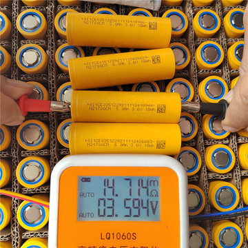 蜂巢21700锂电池5000mah 5c动力三元锂电池电动车电动车手电筒