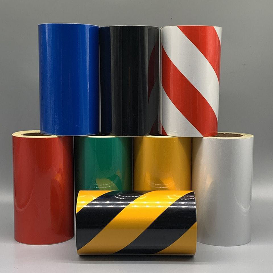 反光警示胶带反光贴红白黄黑斜纹反光带纸反光膜安全通道地面贴纸