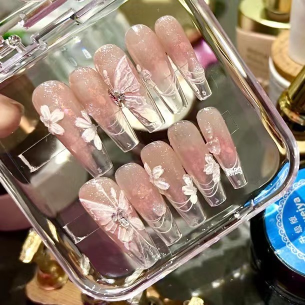 冰糖蝴蝶 秋冬新款手工穿戴甲轻奢仙女手绘花假指甲批发成品甲片
