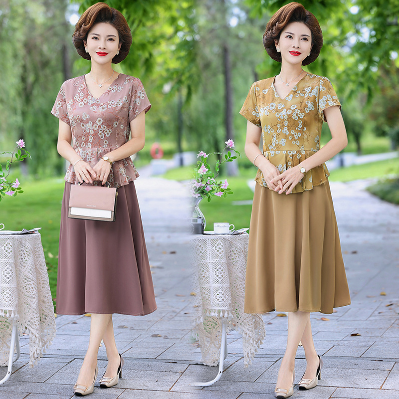 中年妈妈夏装短袖裙子阔太太中老年女装夏季新款洋气假两件连衣裙