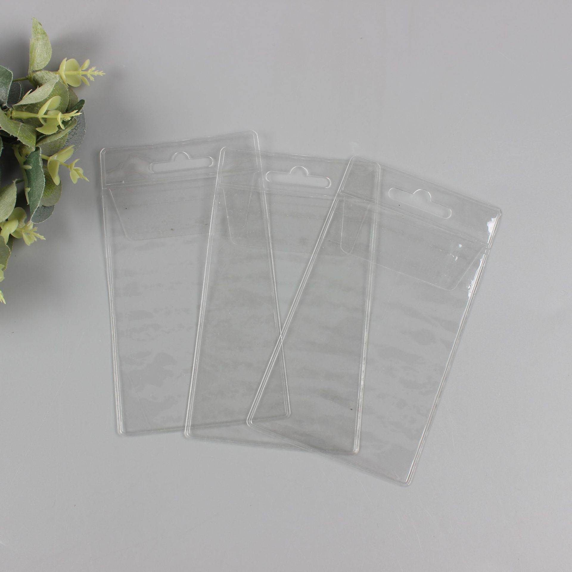 厂家pvc透明磨砂eva塑胶袋 塑料挂钩包装袋 服装吊牌卡套自封袋