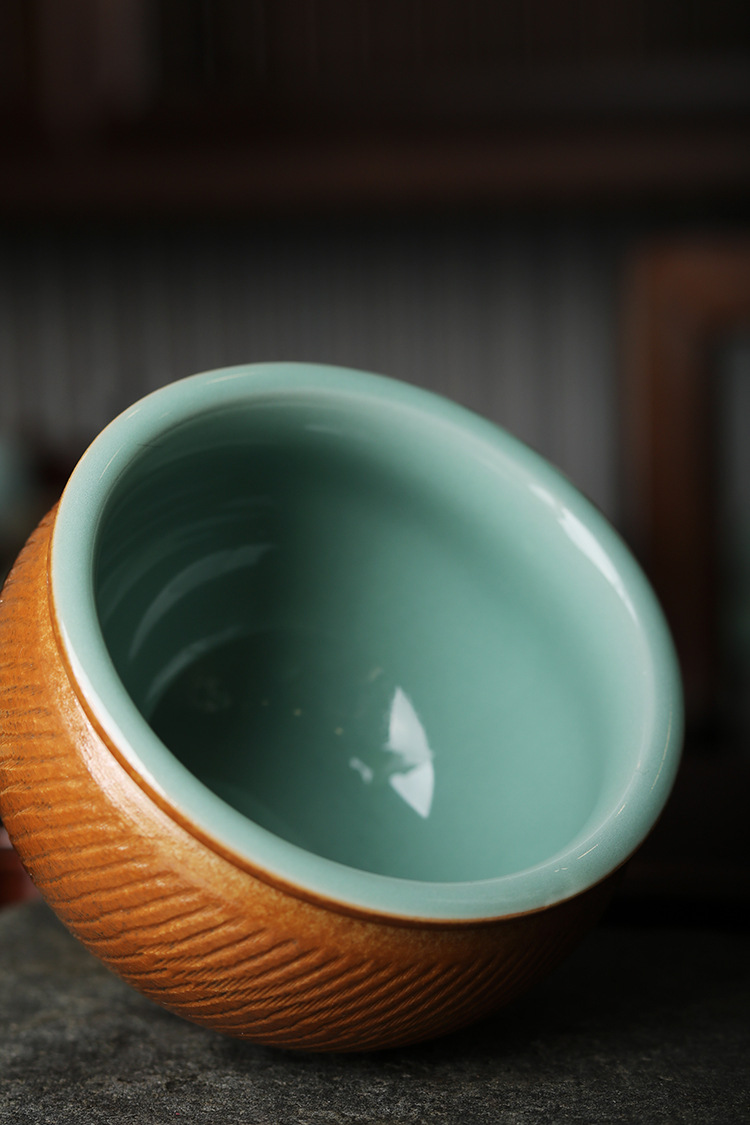 龙泉茶杯主人杯青瓷跳刀刻花手工大杯子单杯弟窑复古简约功夫茶杯