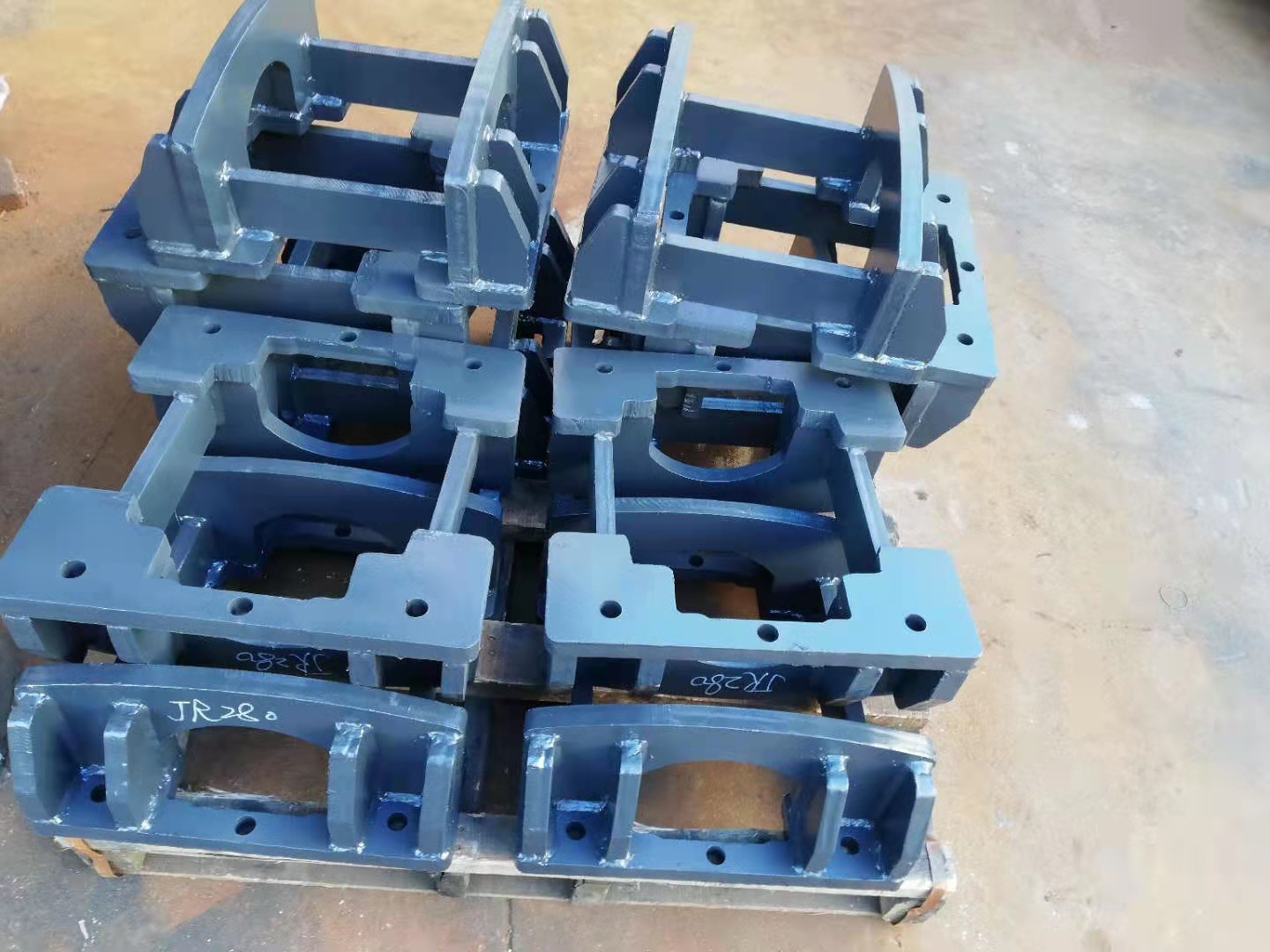 旋挖钻机专用护链架 护轨器