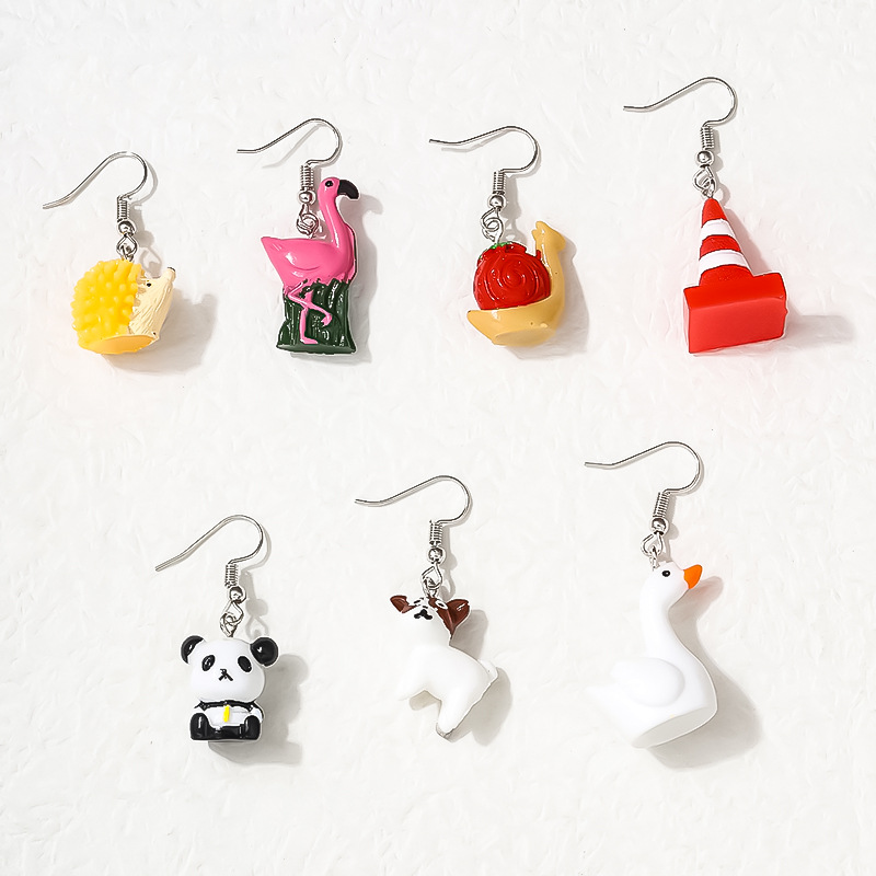 Fashionable Simple and Cute Flamingo Panda Hedgehog Cartoon Animal Eardrops Factory Direct Sales Ornament Material Wholesale