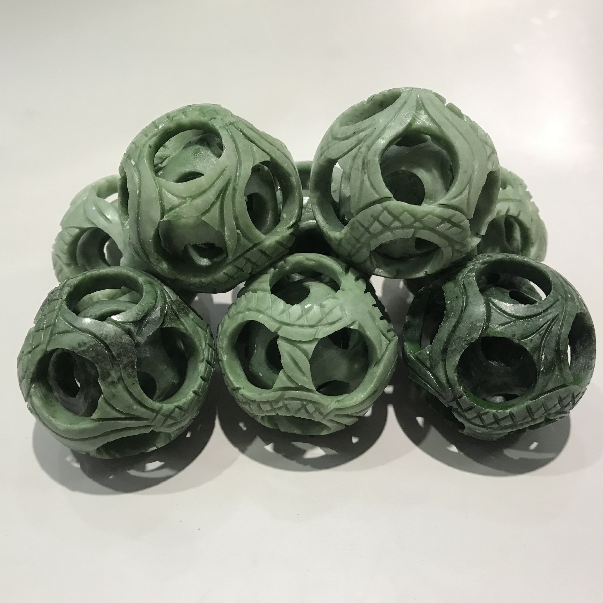 鲁山玉多层镂空套球路路通玉石雕刻摆件多层同心球龙凤转动球批发