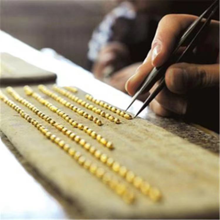 在家里加工废电子提炼贵金属提炼黄金手工外发代加工小本创业项目