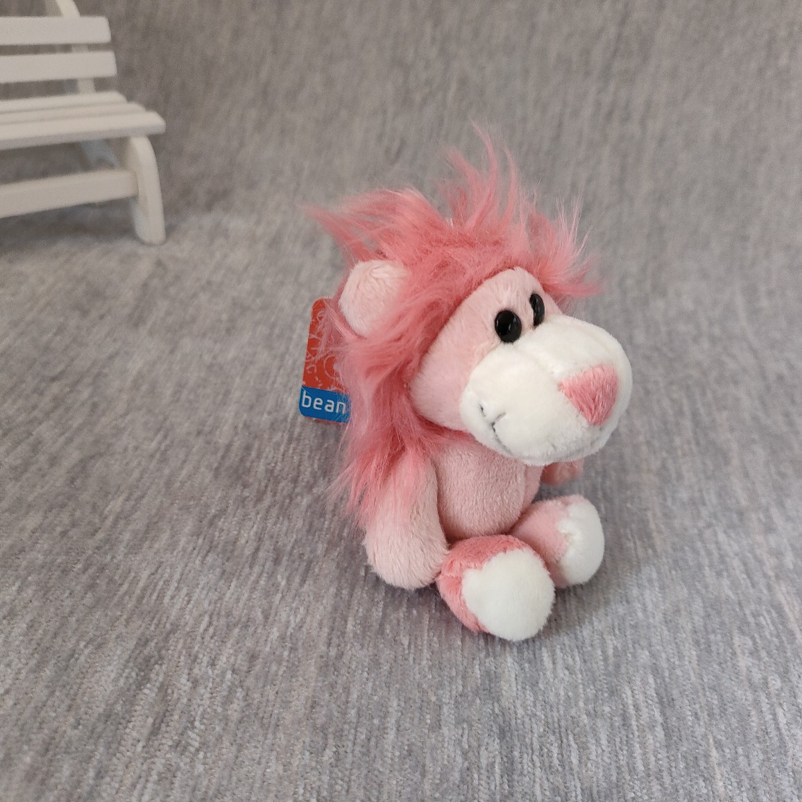 厂家供货批发nici挂件包包挂件汽车钥匙扣扑克粉狮