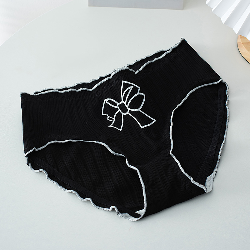 Women's Underwear 2022 New Summer Panties Women's Cotton Mid Waist Girl's Underwear Breathable Cute Women's Briefs
