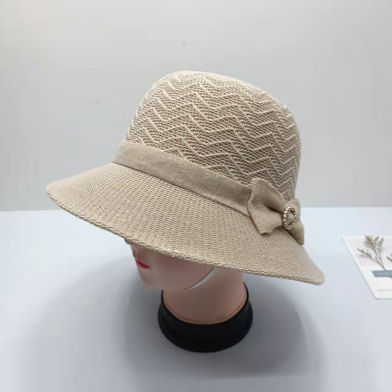 Hat Women's Summer Solid Color Knitted Sun Hat Sun Hat Sun Hat Middle-Aged and Elderly Minimalist Thin Breathable Cool Hat Tide