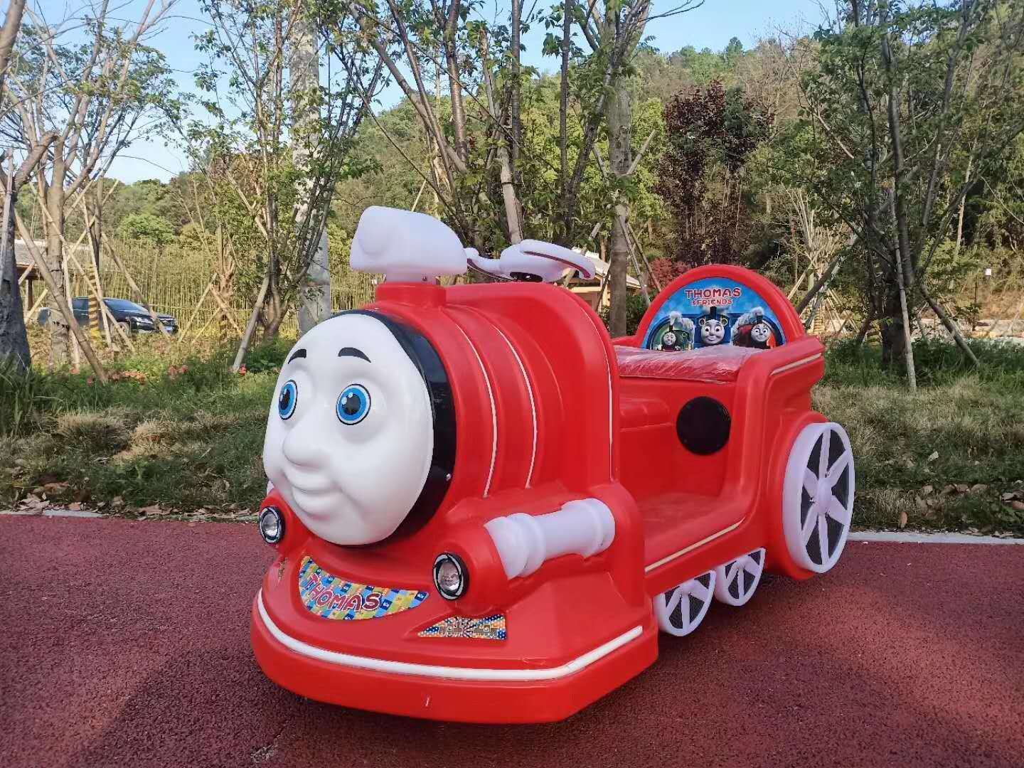 广场摆摊商用托马斯亲子碰碰车双人电瓶电动儿童游乐设备厂家直销