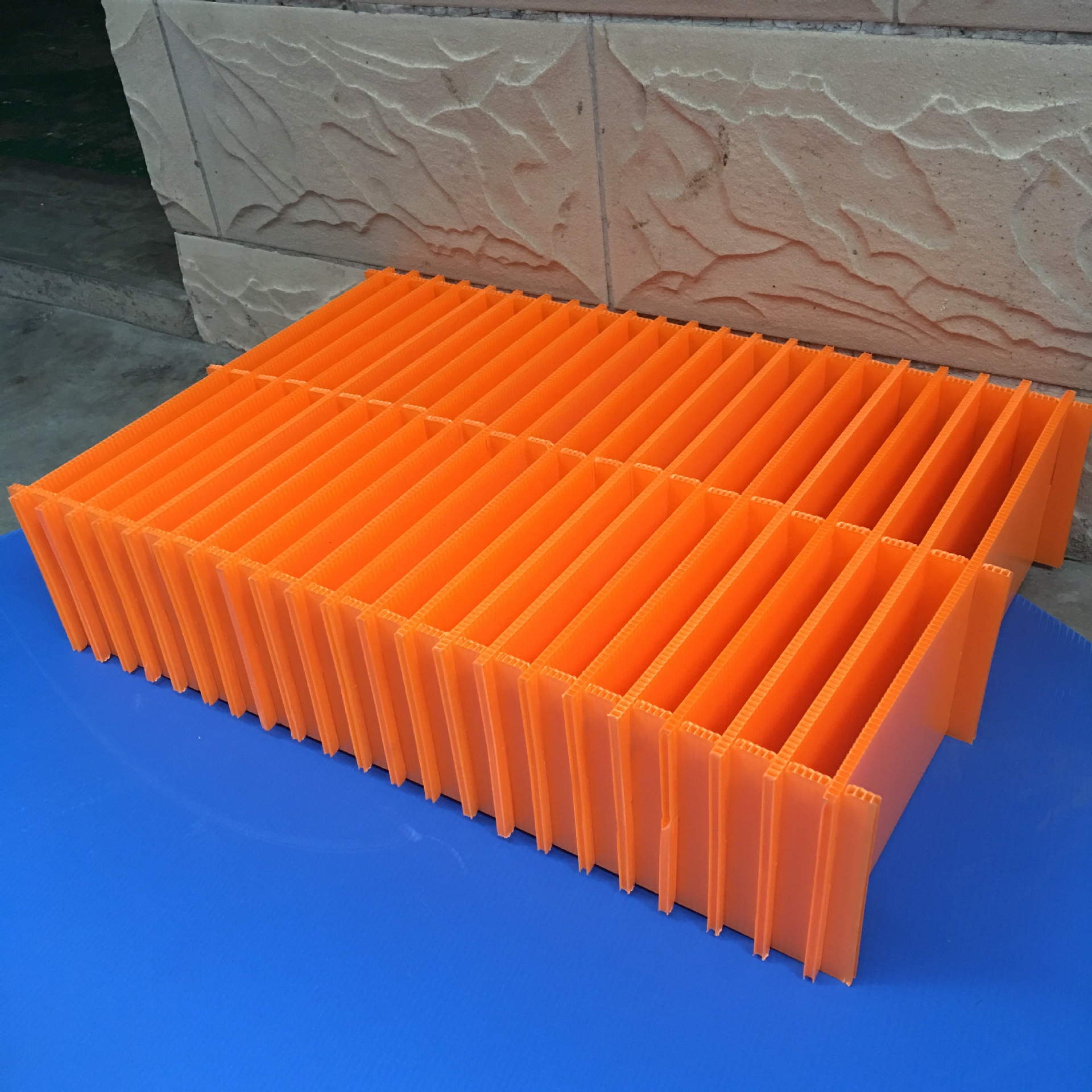 塑料隔板贴eva中空板刀卡 瓦楞板刀卡 防静电刀卡箱 pp中空板刀卡