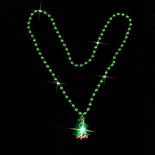 酷莱斯特圣诞节饰品2023跨境热销小圣诞树吊坠珠链LED发光项链