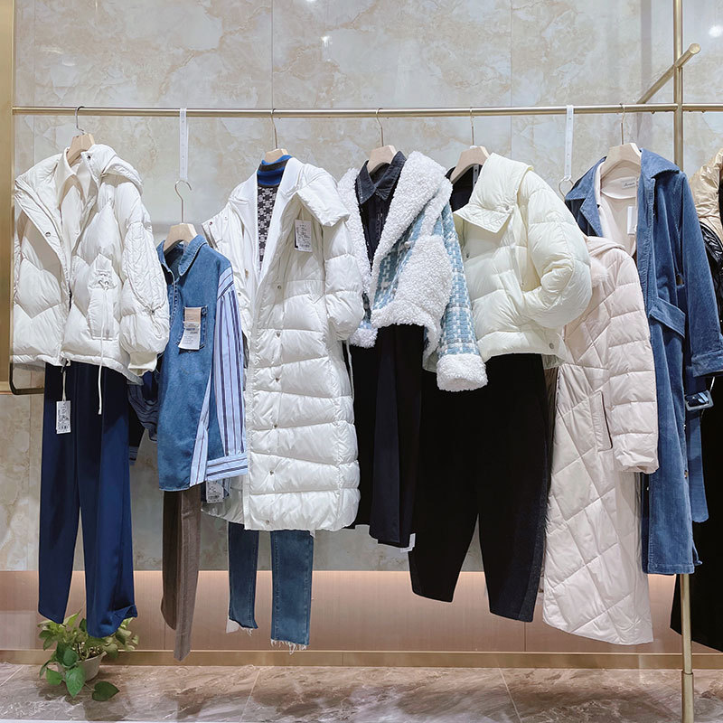 芭玛索品牌折扣女装羽绒服大牌清仓撤柜杂款棉服尾货直播一手货源