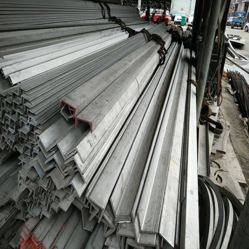 镀锌角钢现货批发 幕墙热镀锌角钢 等边镀锌角钢50*50 可打孔切割