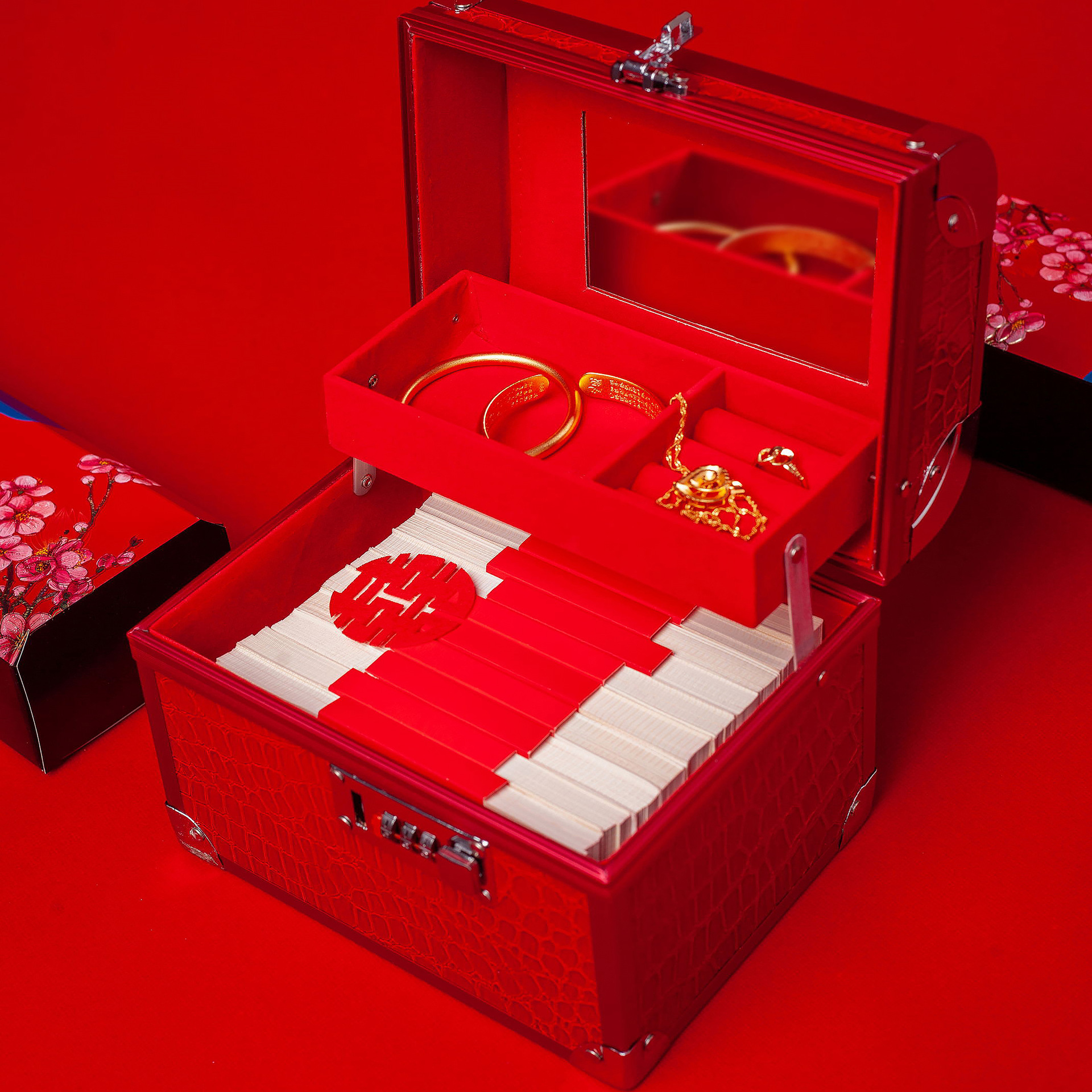 彩礼钱盒子结婚礼金盒提亲陪嫁箱三金首饰盒10万订婚用品红色箱子