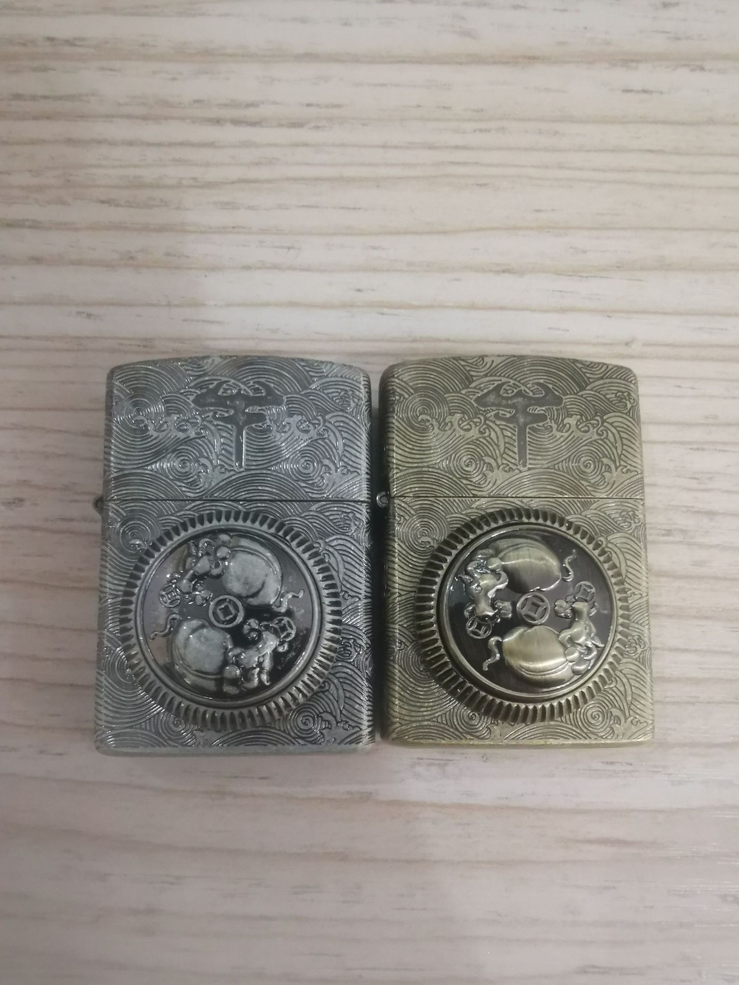 佐罗新款牛转乾坤转盘煤油打火机古银青铜两色可选复古煤油打火机