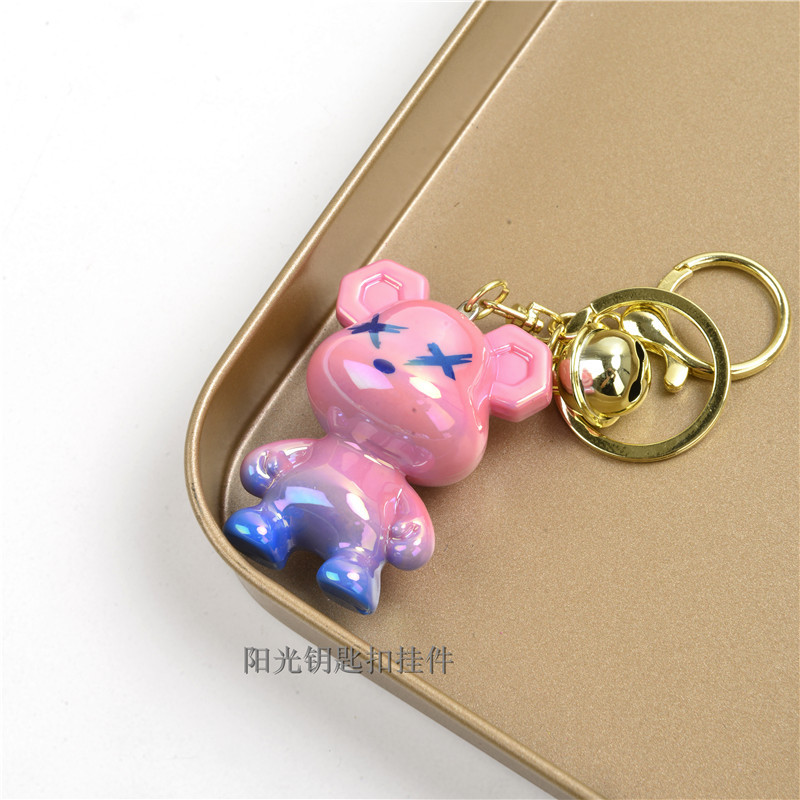 2022 Winter New Cartoon Pattern Keychain Internet Hot Violent Bear Gradient Color Keychain