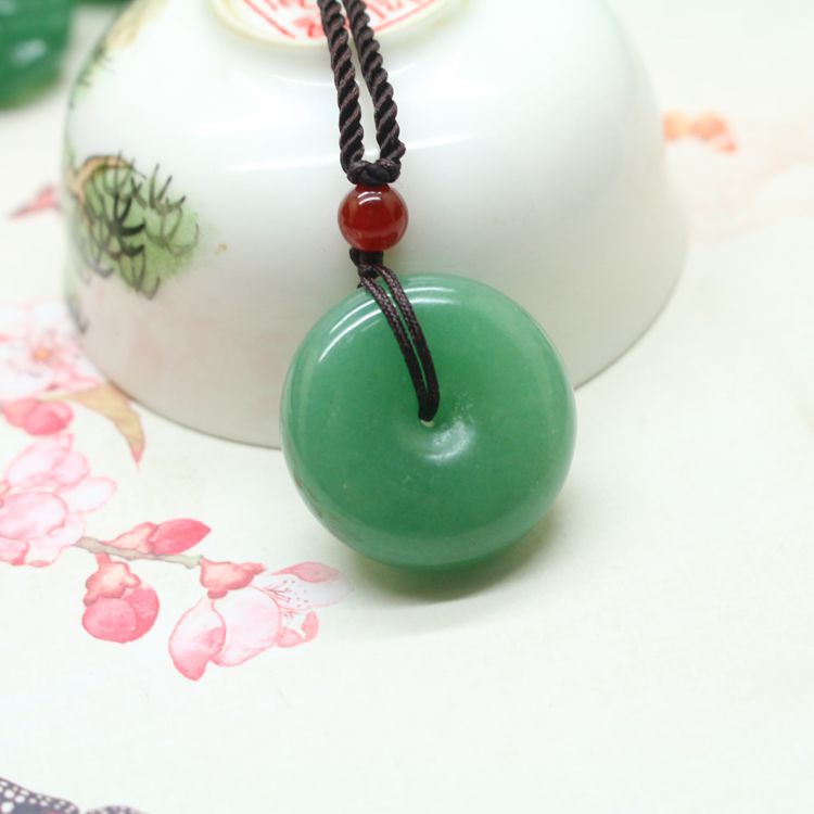 天然绿东陵玉平安扣吊坠25mm30mm石英岩玉直播地摊热卖礼品男女