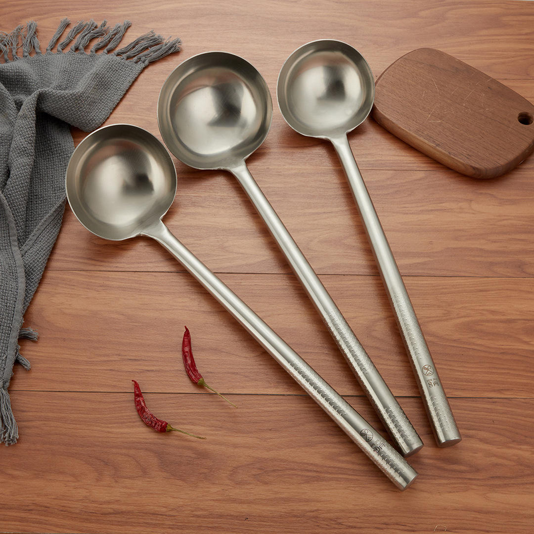 304不锈钢炒勺厨师专用炒菜勺饭店商用长柄家用厨房手勺批发