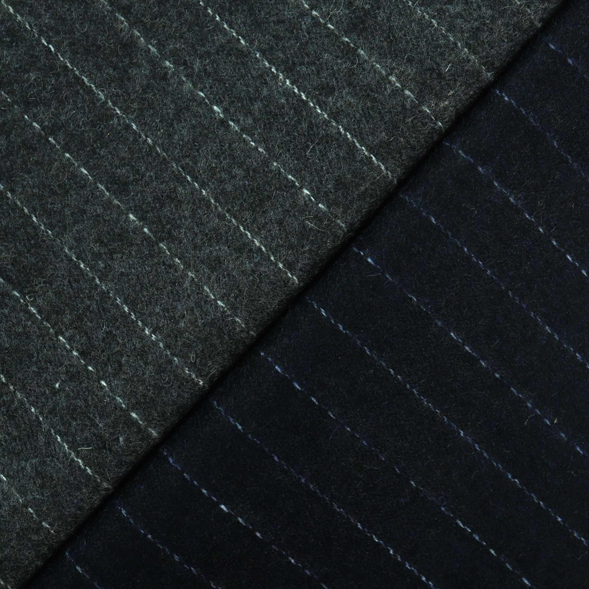 竖条纹短顺毛羊毛面料 320g深灰色毛呢毛料 春秋大衣外套套装布料