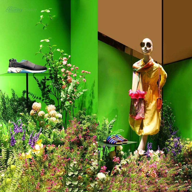商场绿植装饰橱窗道具高档服装店春季橱窗展陈场景装饰道具定制